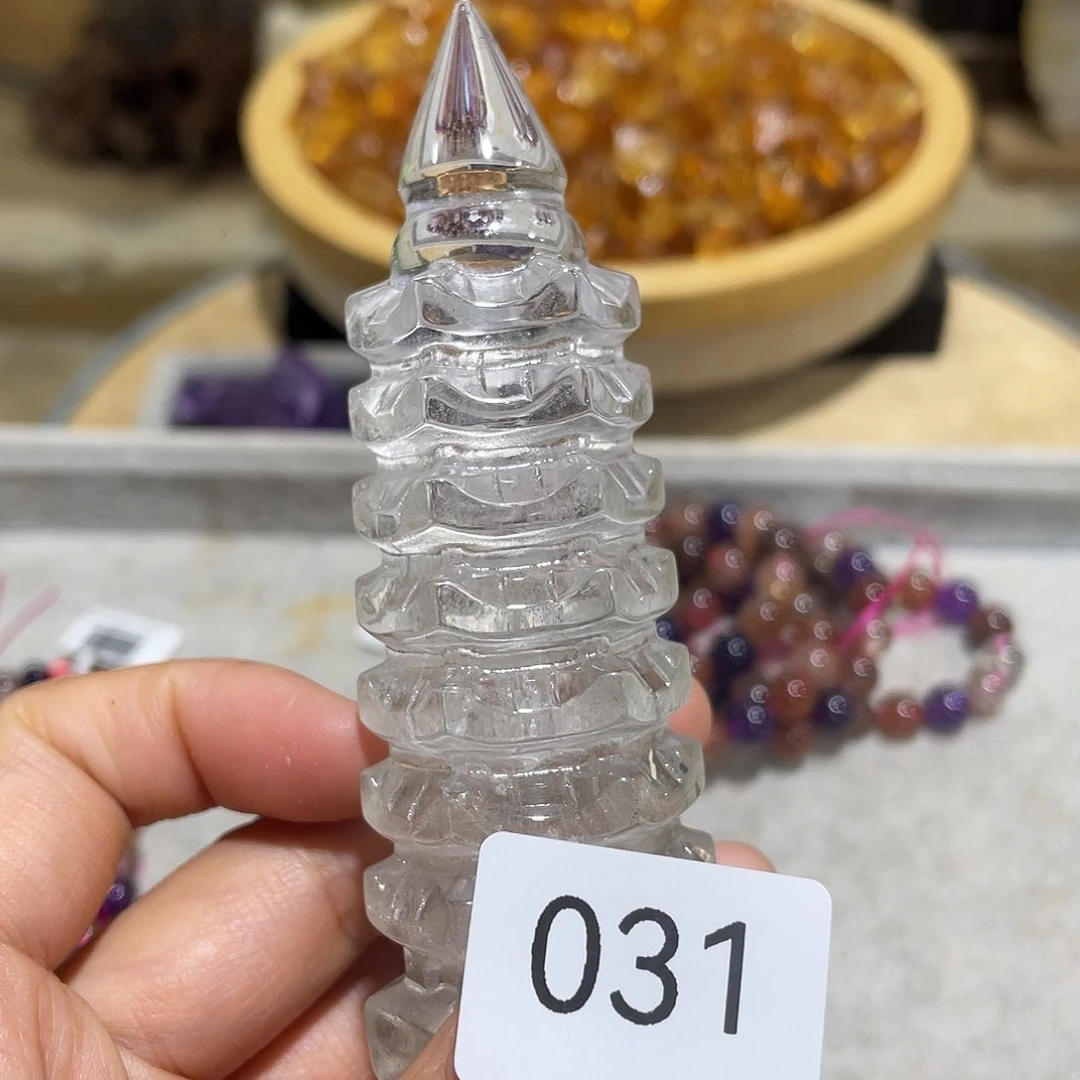 水晶摆件……未镶嵌