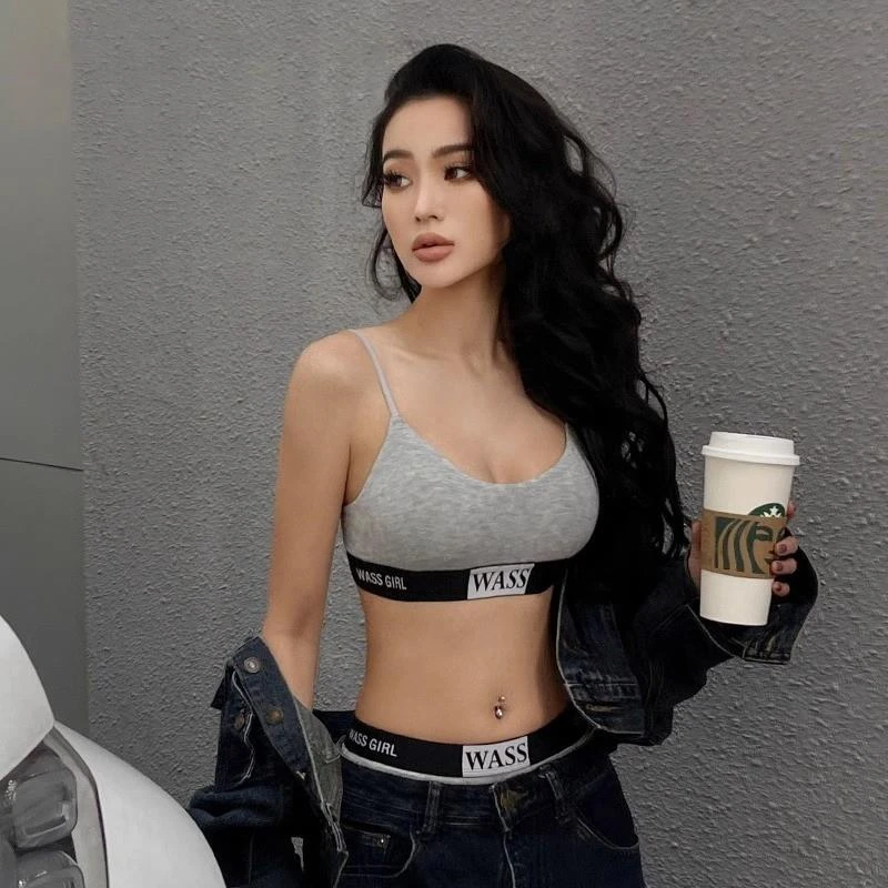 维多利亚运动内衣女秋冬薄款小胸无钢圈聚拢外穿背心文胸套装2025