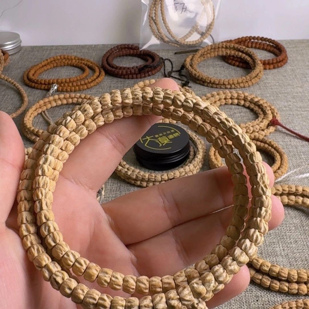 柏香籽/百香籽吊坠R***0