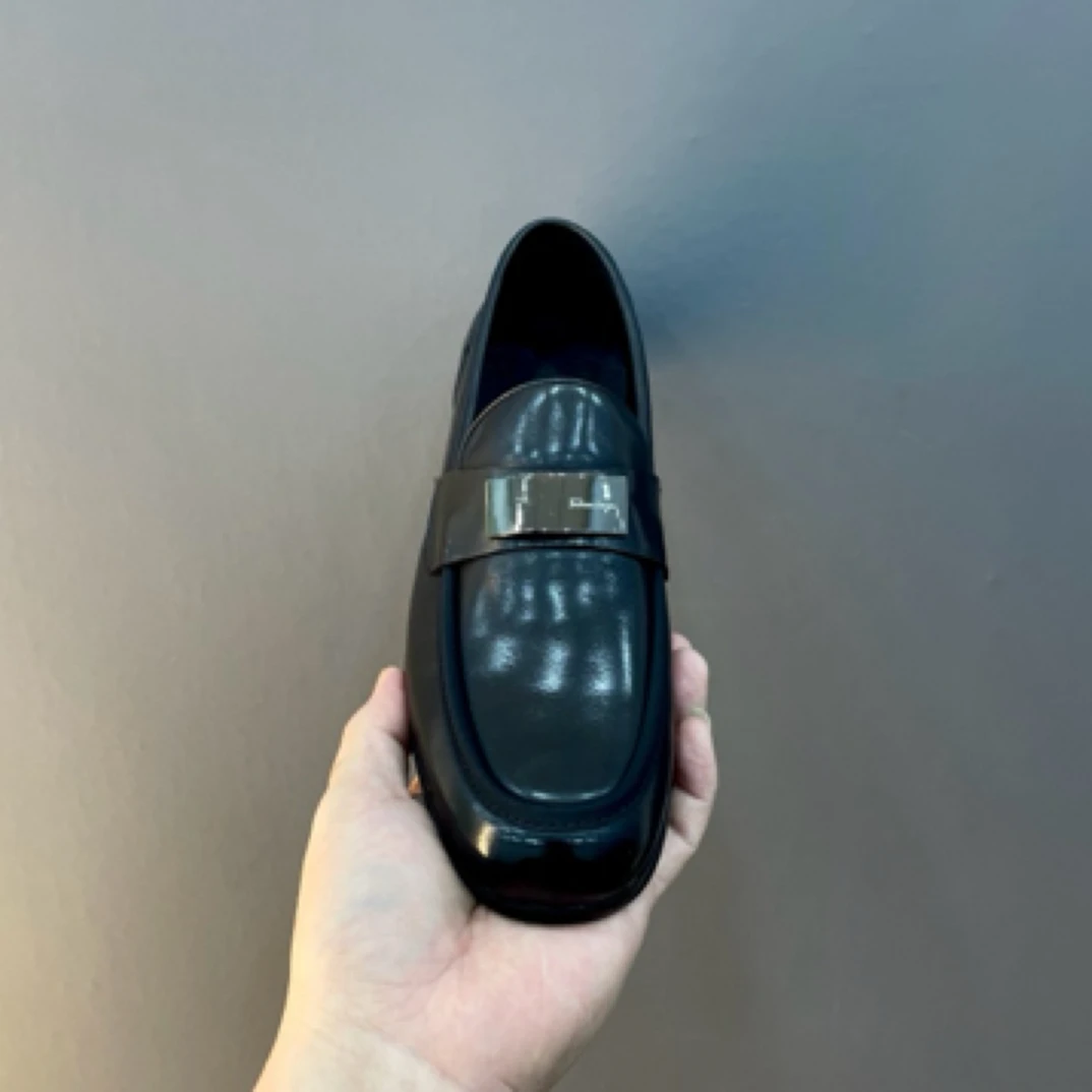 高端品质 纯皮时尚休闲豆豆鞋男鞋9