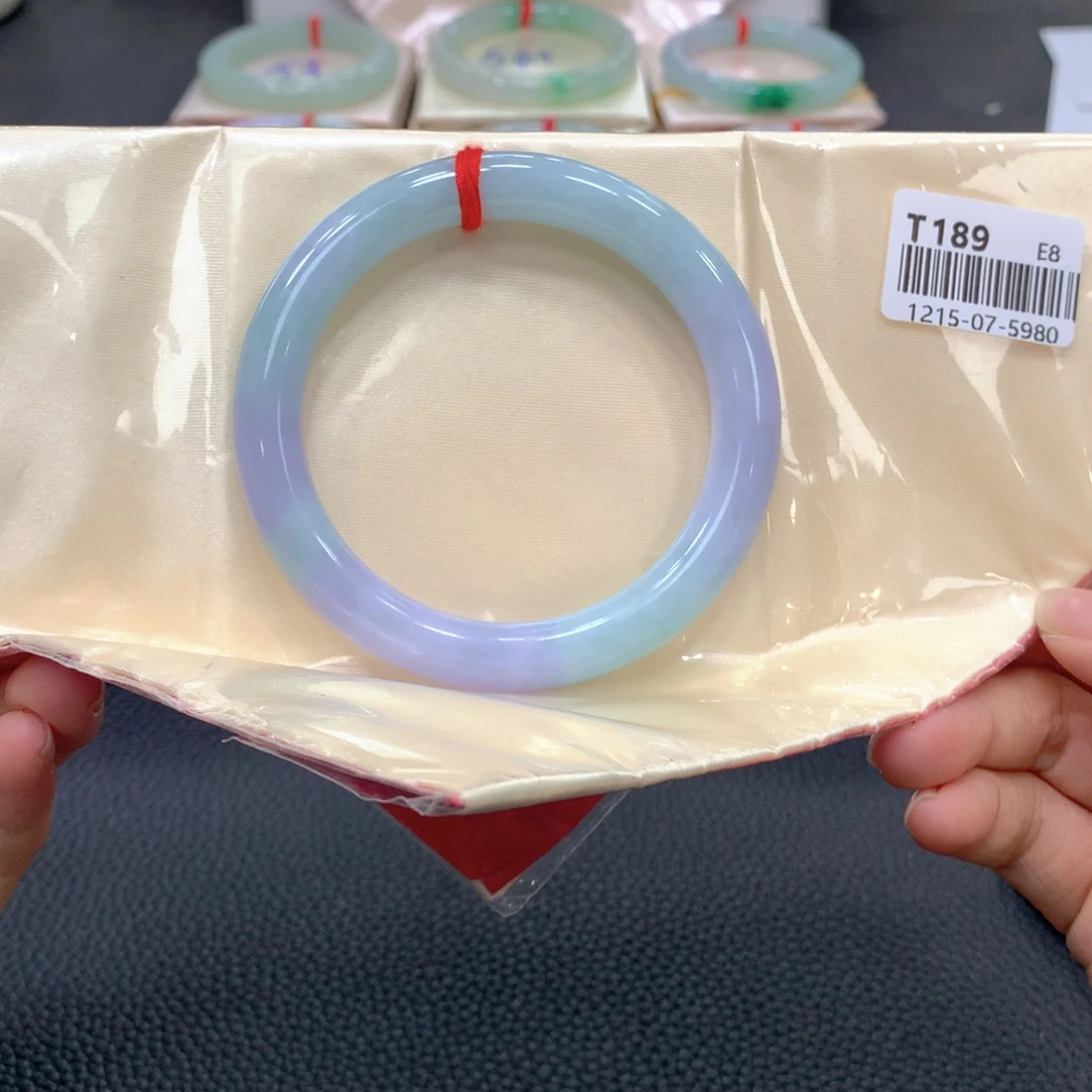 翡翠未镶嵌手镯18