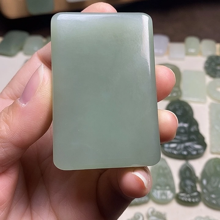 好***）和田玉未镶嵌颈饰