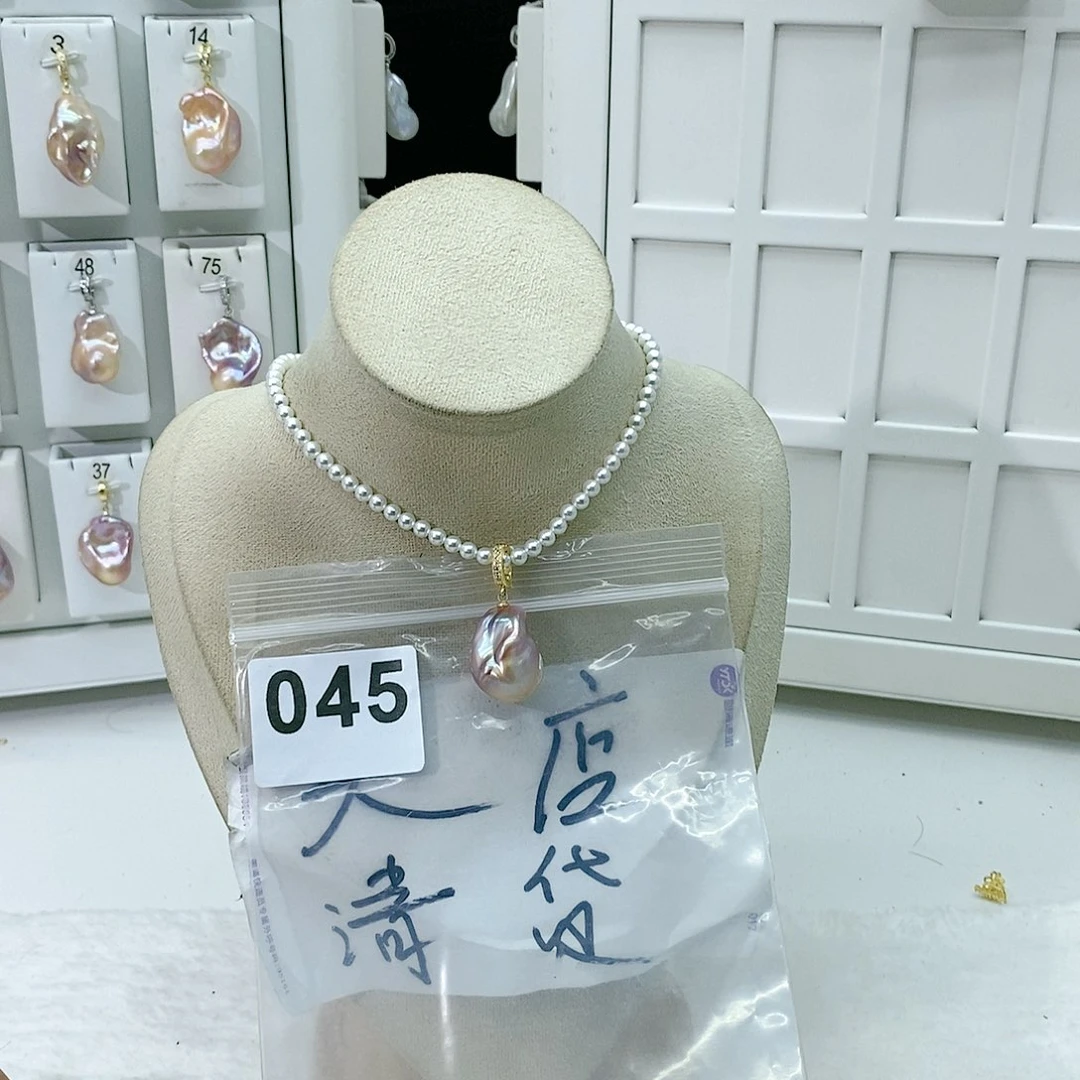 淡水珍珠颈饰合金