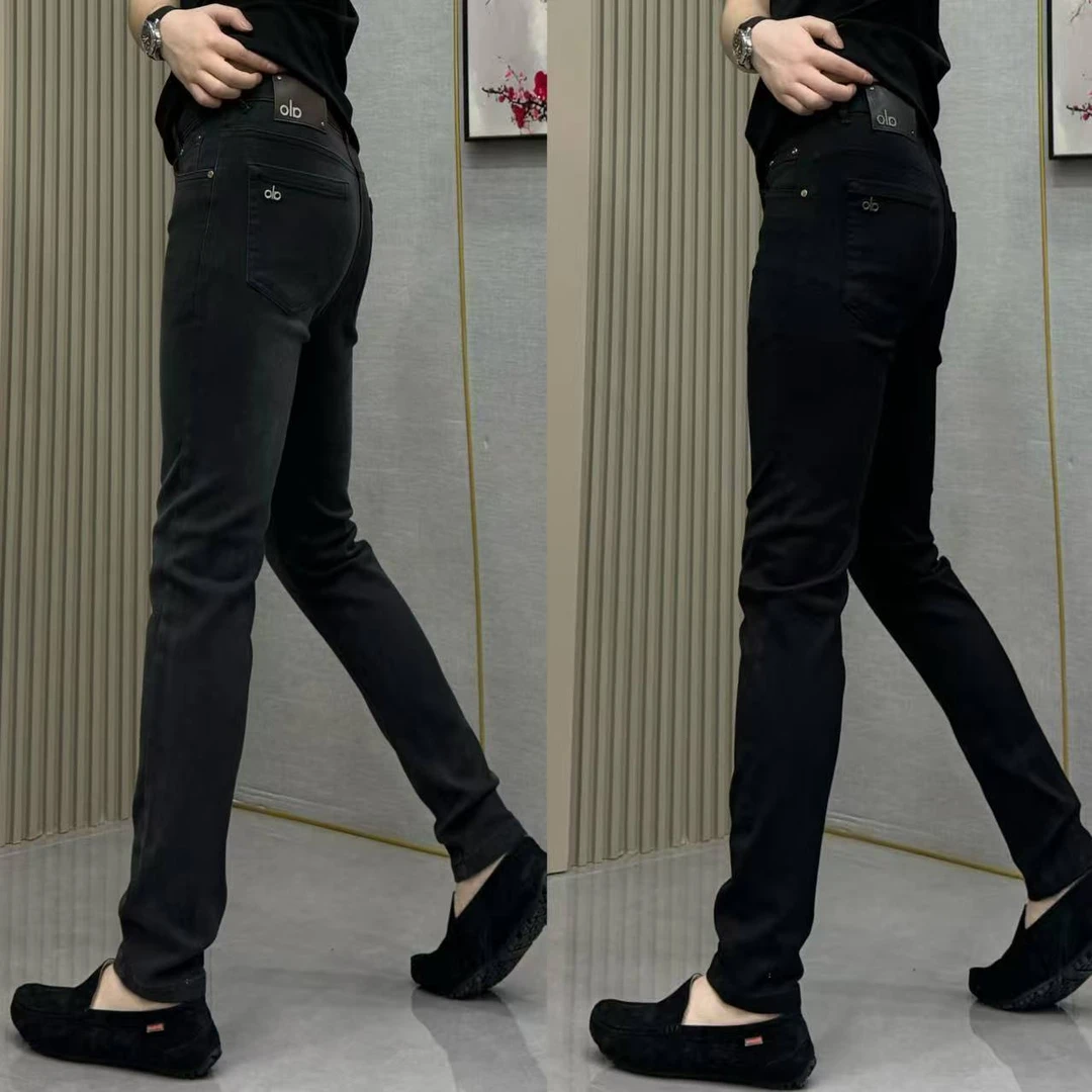 950男士网络爆款男主角小脚牛仔裤欧货百搭时尚修身牛仔裤ol