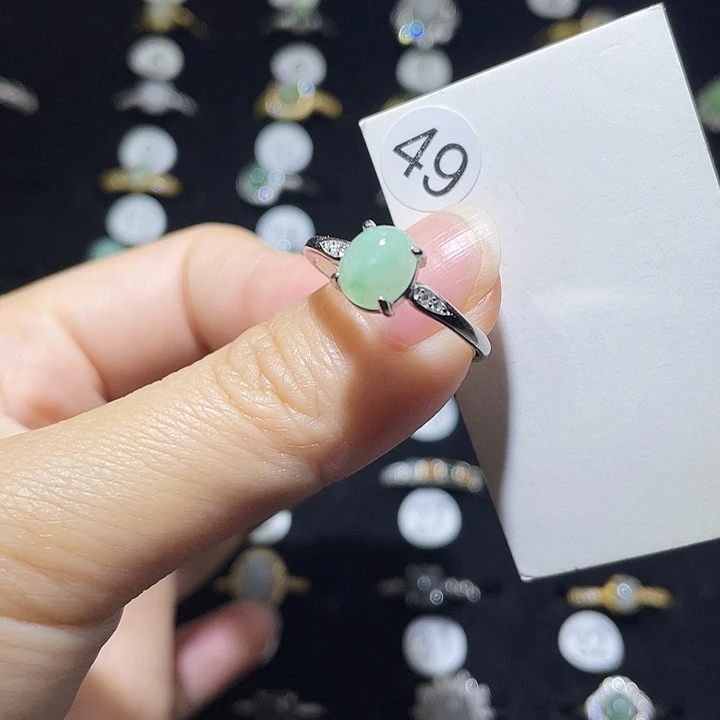 翡翠未镶嵌戒指戒指