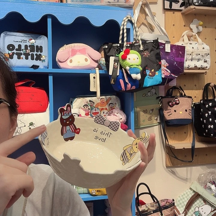 PU箱包收纳箱化妆包等