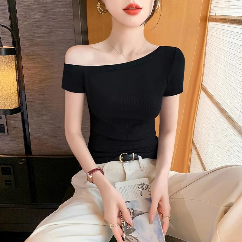 黑色斜领短袖t恤女2025新款夏季露肩修身显瘦高级感洋气上衣ins潮