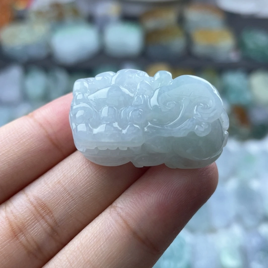 颈饰未镶嵌翡翠貔貅