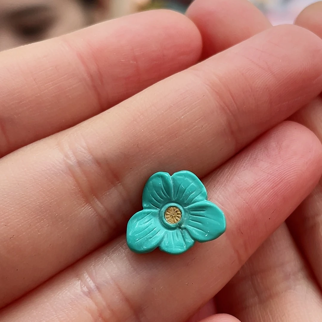 绿松石颈饰未镶嵌