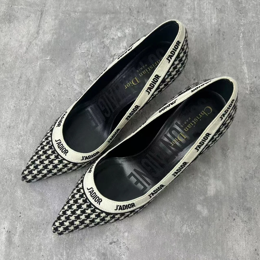 未使用 DIOR/迪奥 37码/仔仔/黑色棋盘格女士时尚高跟鞋xxs1223