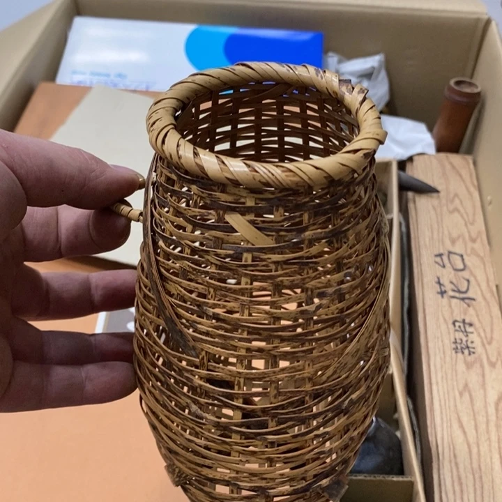 中古品有微瑕,谨慎入手