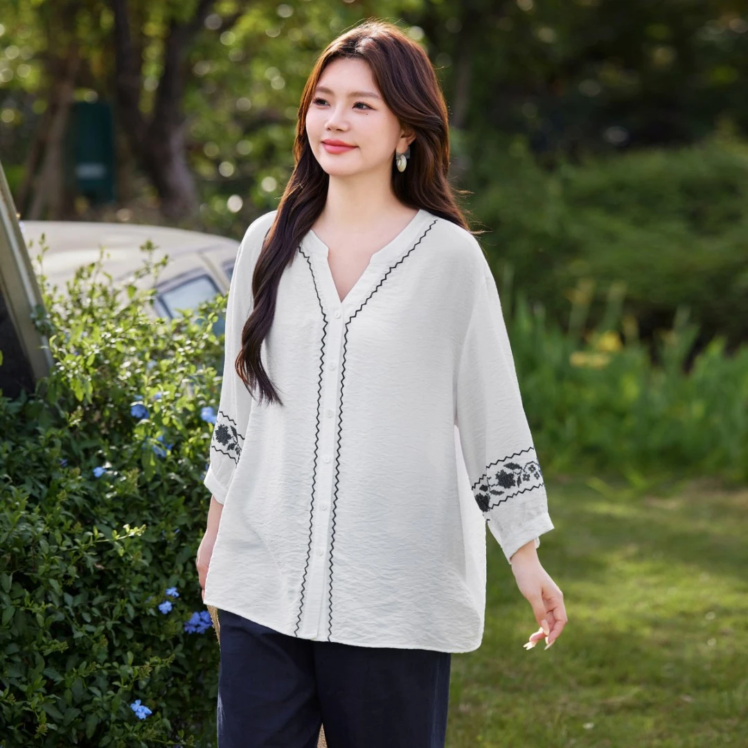 【复古文艺风皱感刺绣】MsShe大码女装夏装V领七分袖衬衫Q2505015