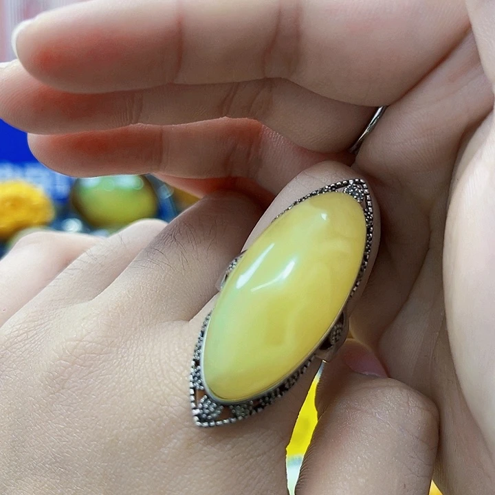 蜜蜡银S925镶嵌裸石戒指