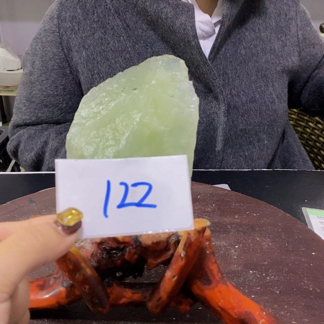 蛇纹石玉原石未镶嵌史****2