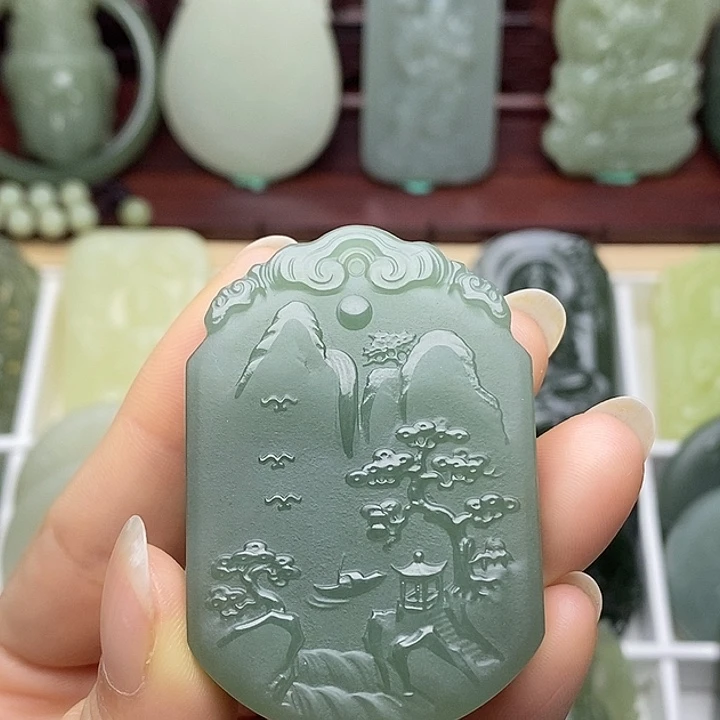 和田玉未镶嵌颈饰