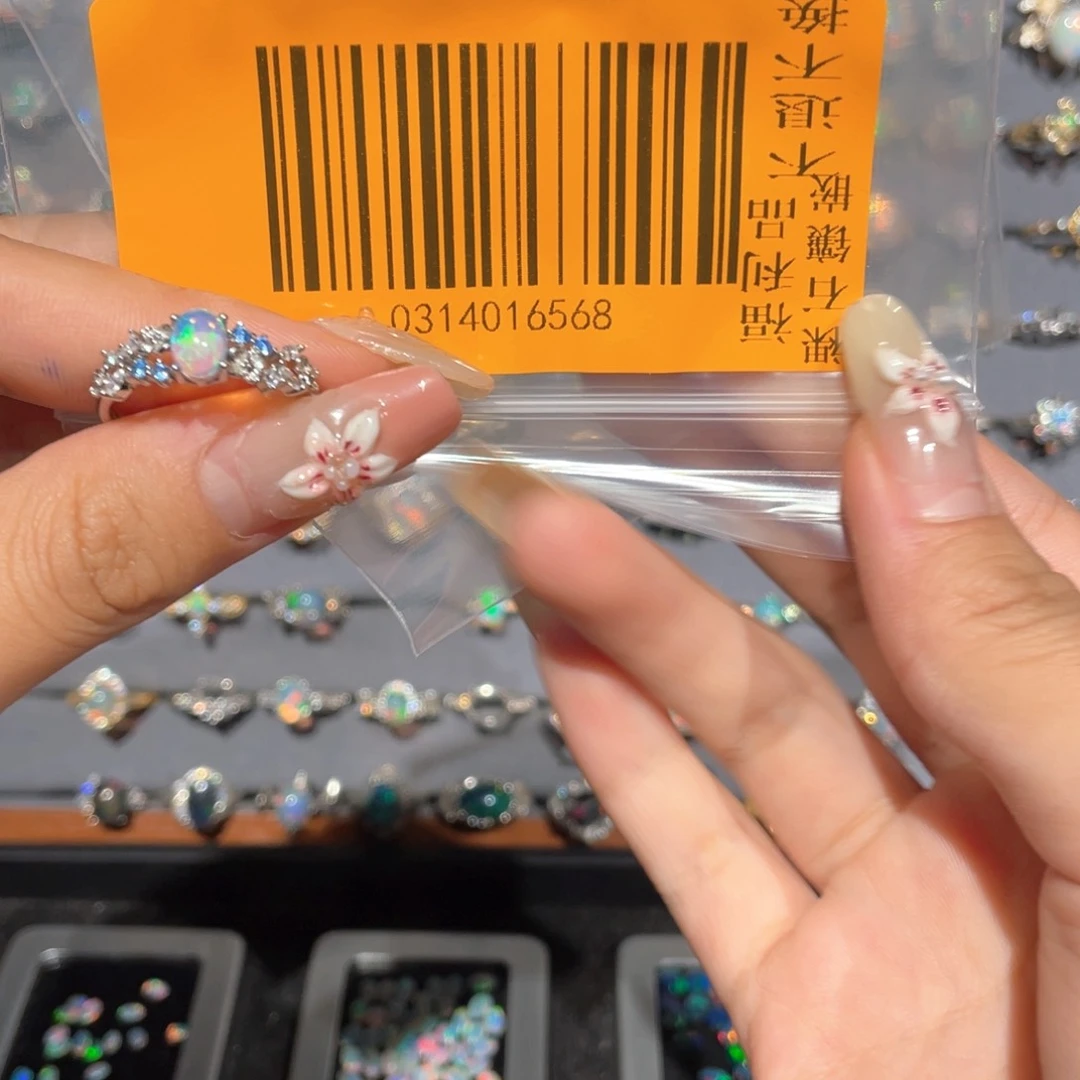 一***蛋欧泊银S925镶嵌欧泊戒指不退不换