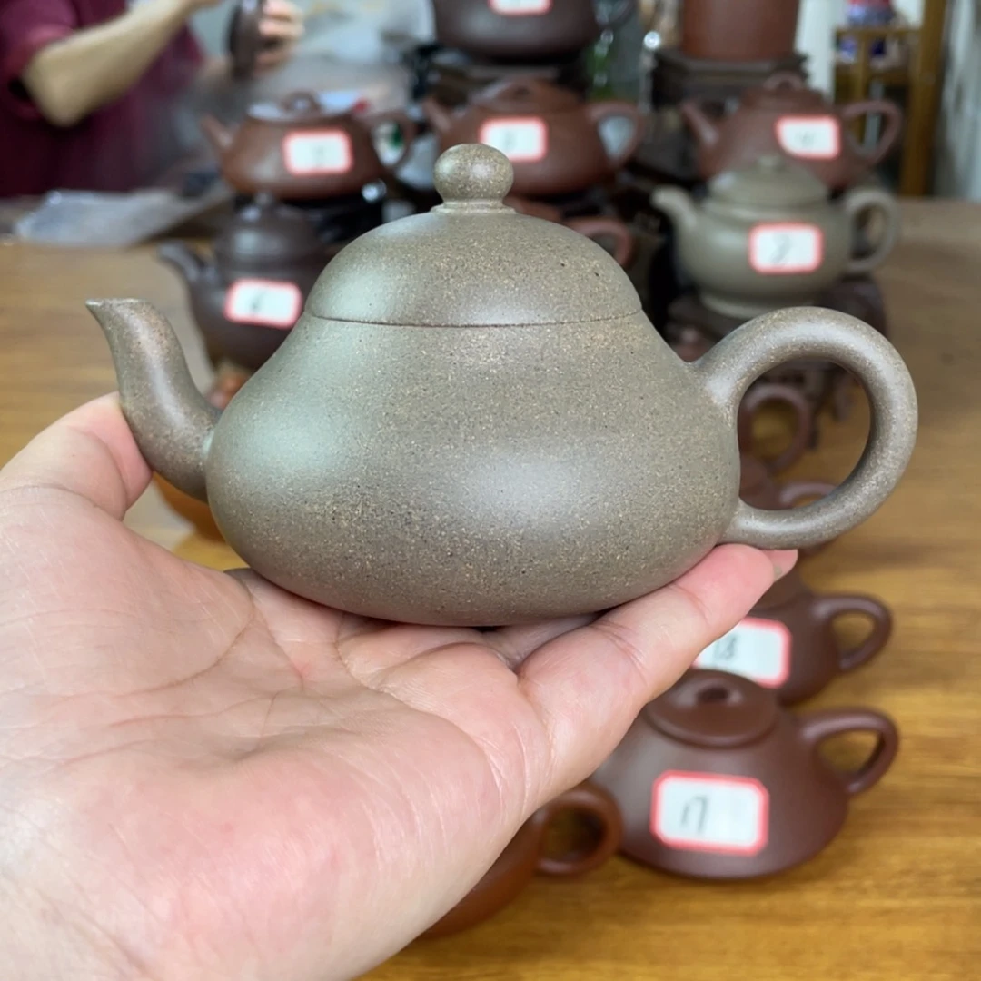 【闪购商品】茶壶紫砂z***q青段梨型壶～容量：150