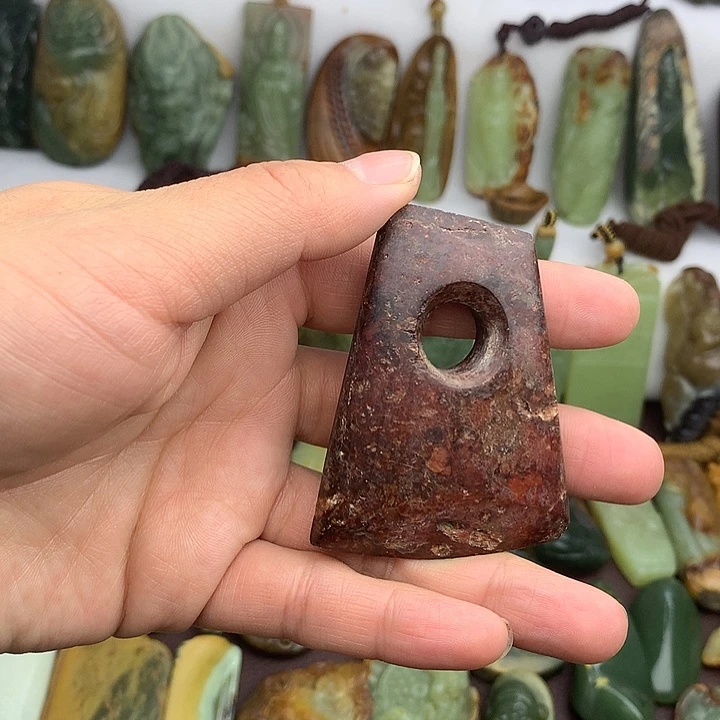 岫岩河磨玉（透闪石质玉）未镶嵌把件