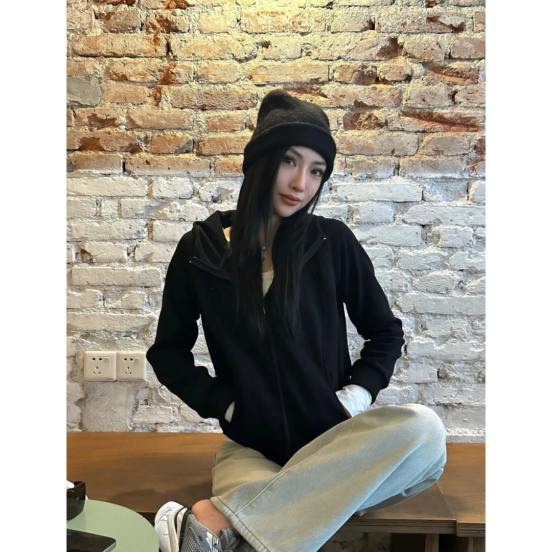 UKILAU |【lu系美学】修身秋冬连帽时尚瑜伽外套YQXX11WT05X241149