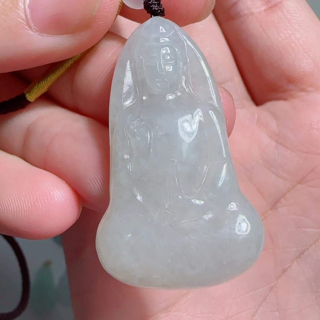 翡翠未镶嵌颈饰素衣观音