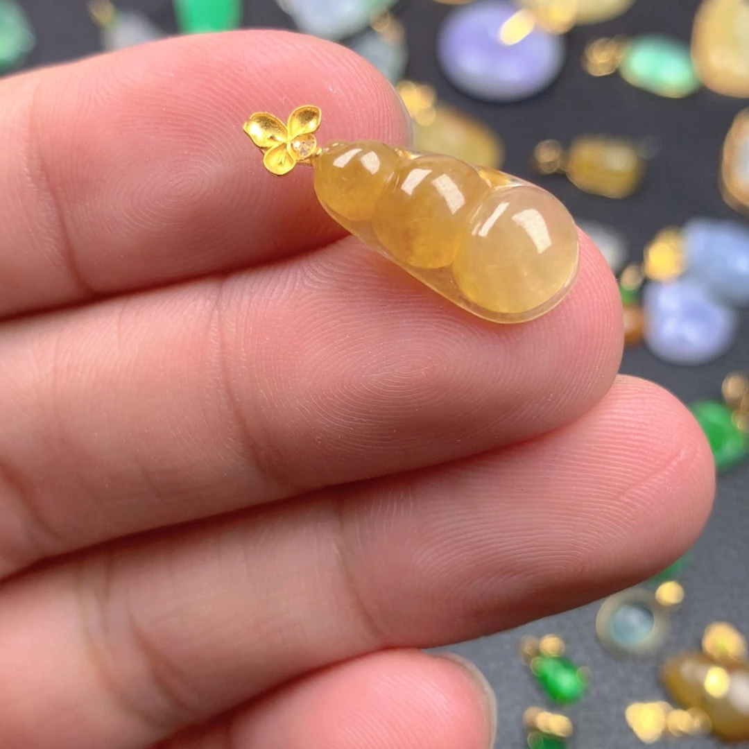 【闪购商品】颈饰18K金镶嵌翡翠翡翠