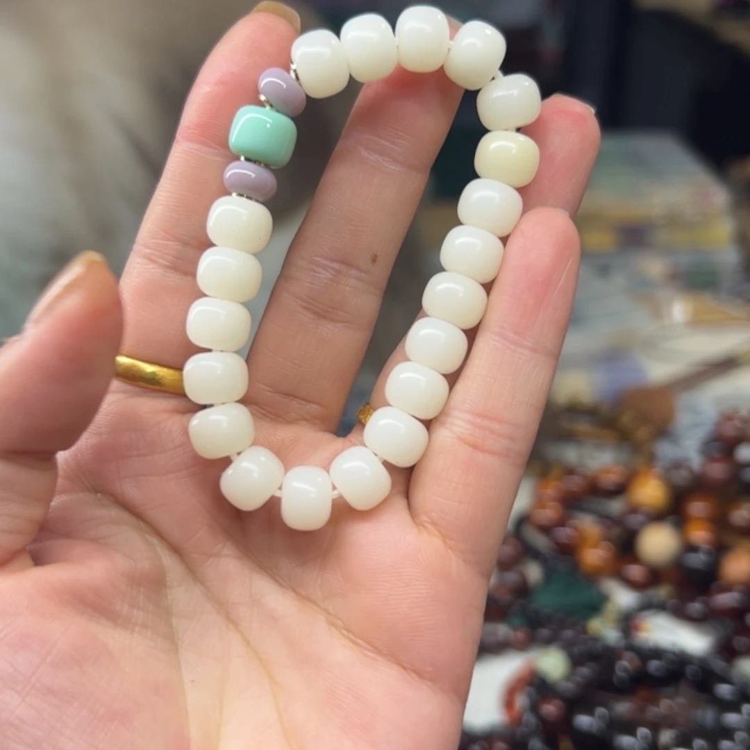 无事牌维腊木（绿檀）