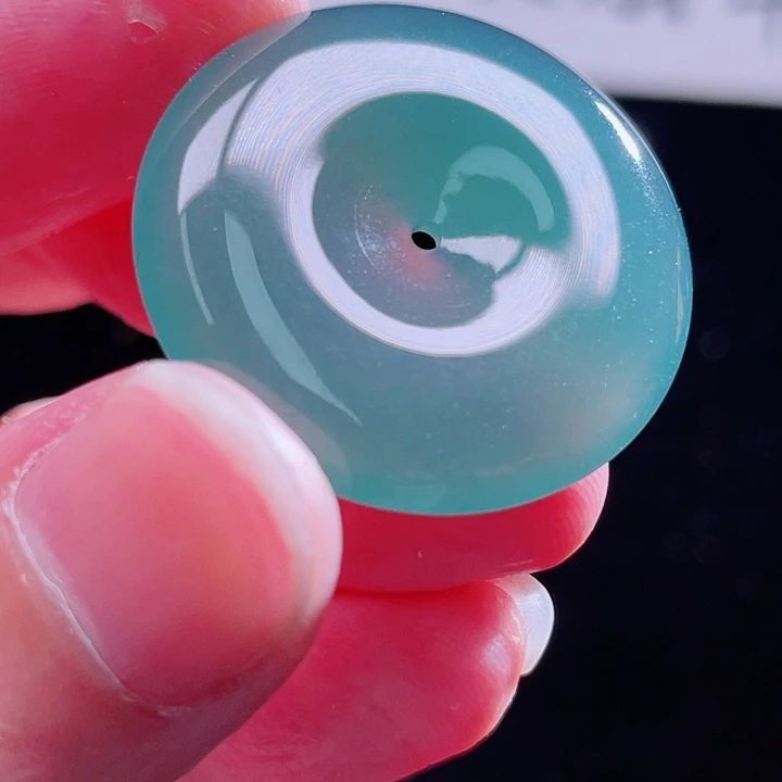 翡翠颈饰未镶嵌999999999