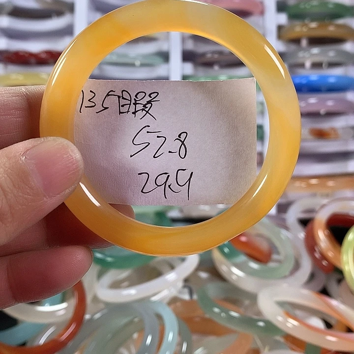 玛瑙/玉髓手镯未镶嵌