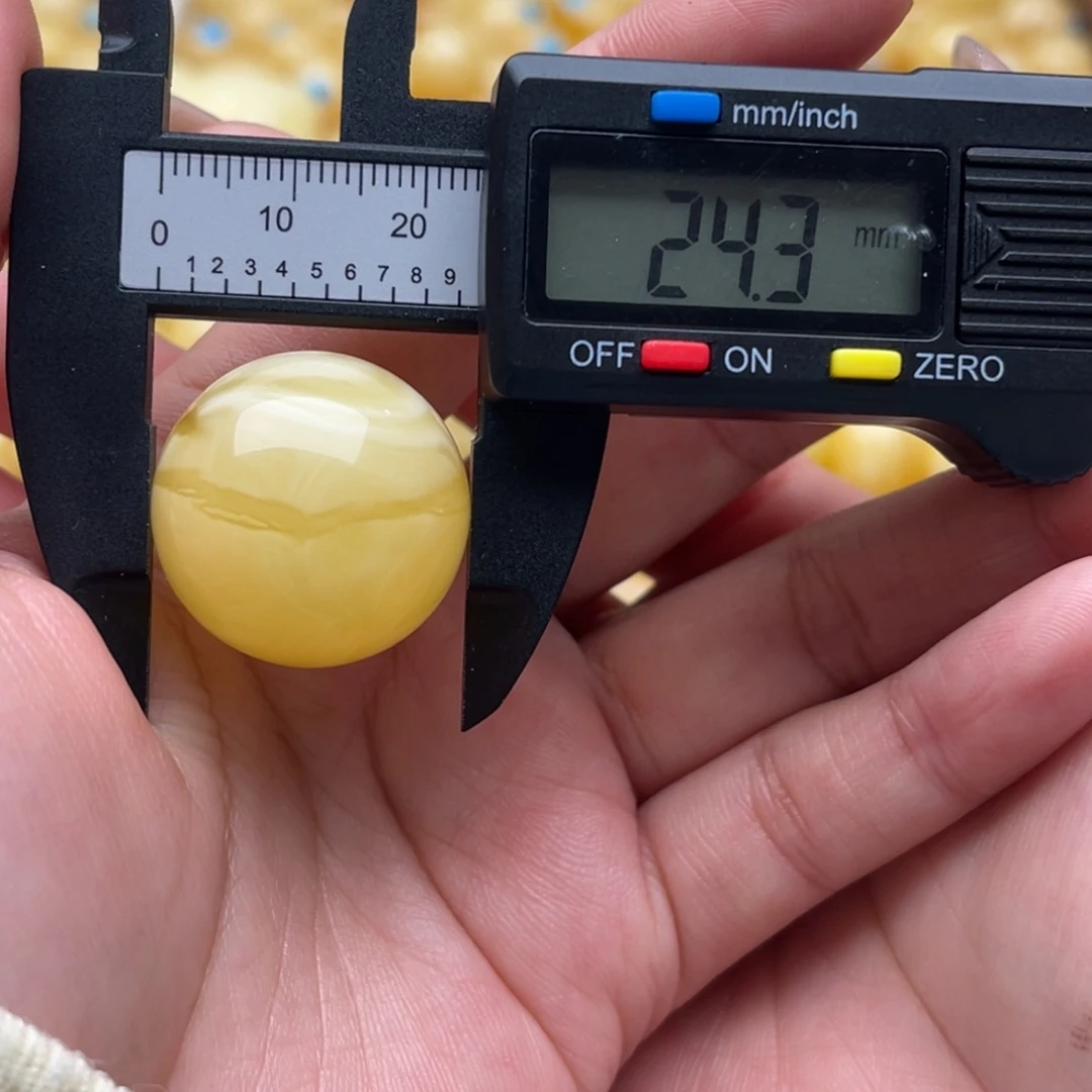 琥珀未镶嵌裸石蜜蜡圆珠笑