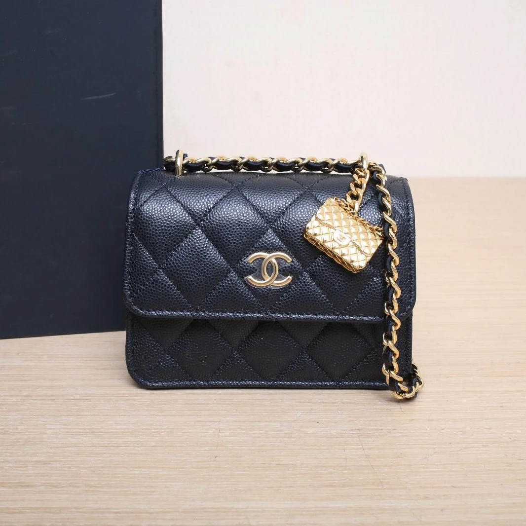 99新 Chanel/香奈儿 【双双满减】23S 口盖风琴包 13cm 镭射标