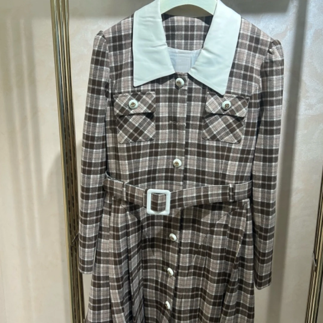 女士卡其色格子连衣裙