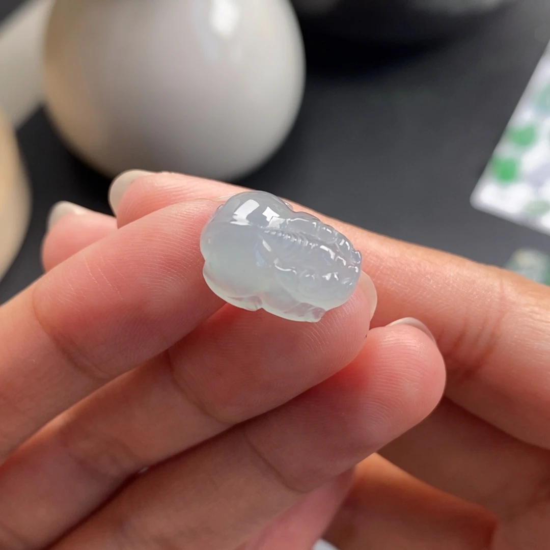 翡翠散珠晴底貔貅