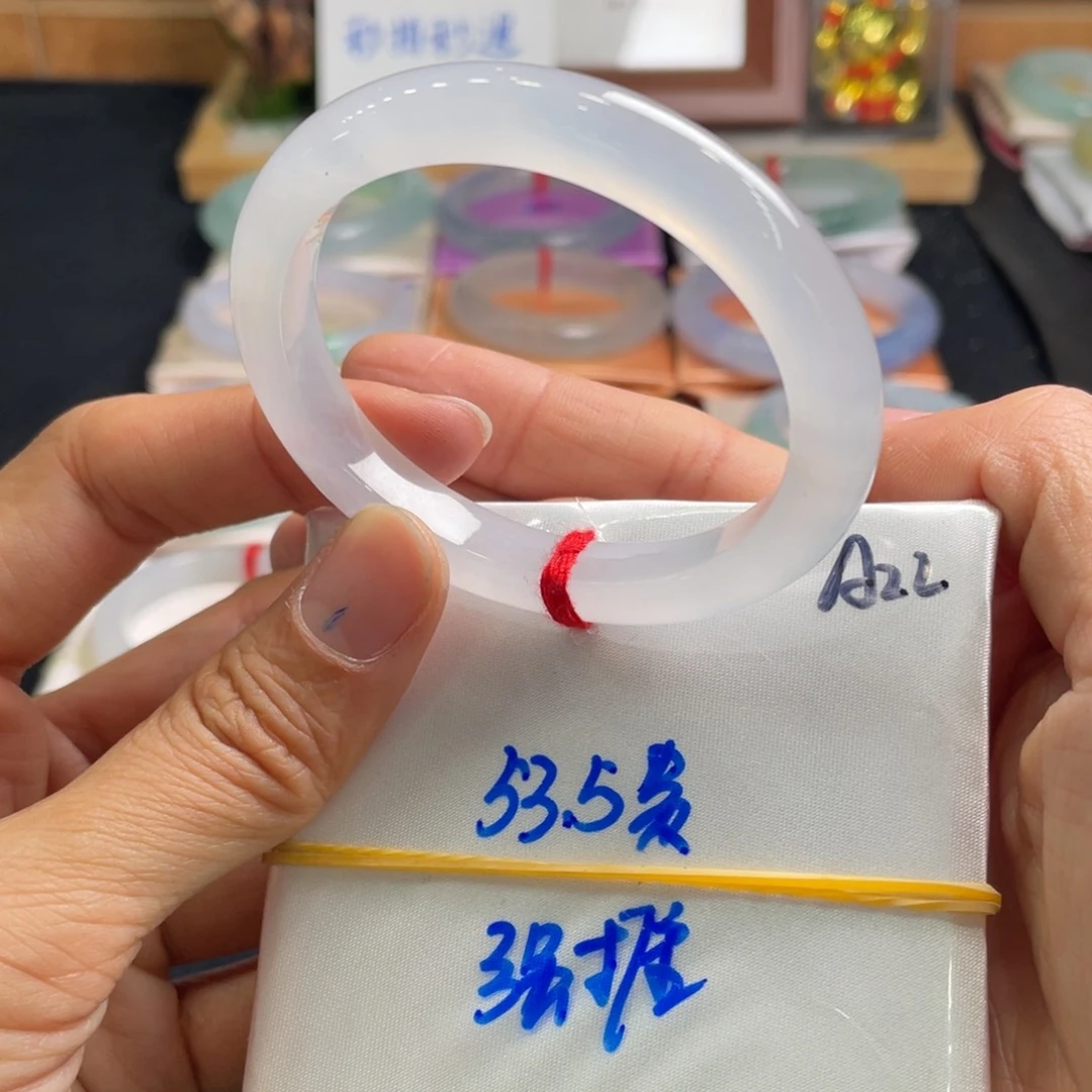 翡翠手镯未镶嵌53.5贵妃天然翡翠A货
