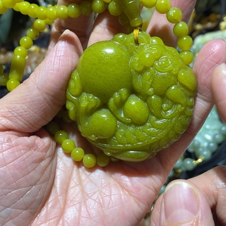 岫玉岫玉吊坠未镶嵌