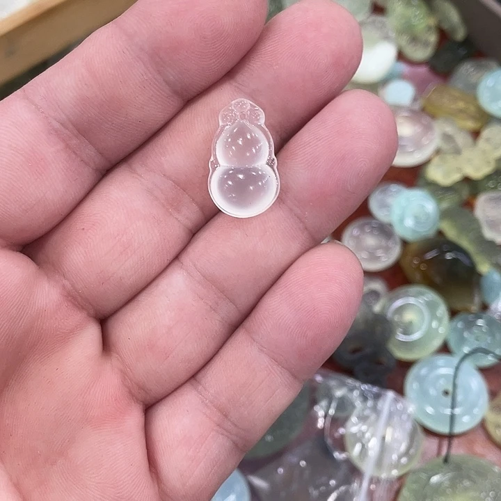 合金蛇纹石玉颈饰