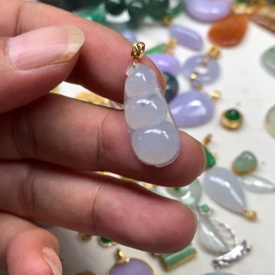 颈饰银S925镀金镶嵌翡翠