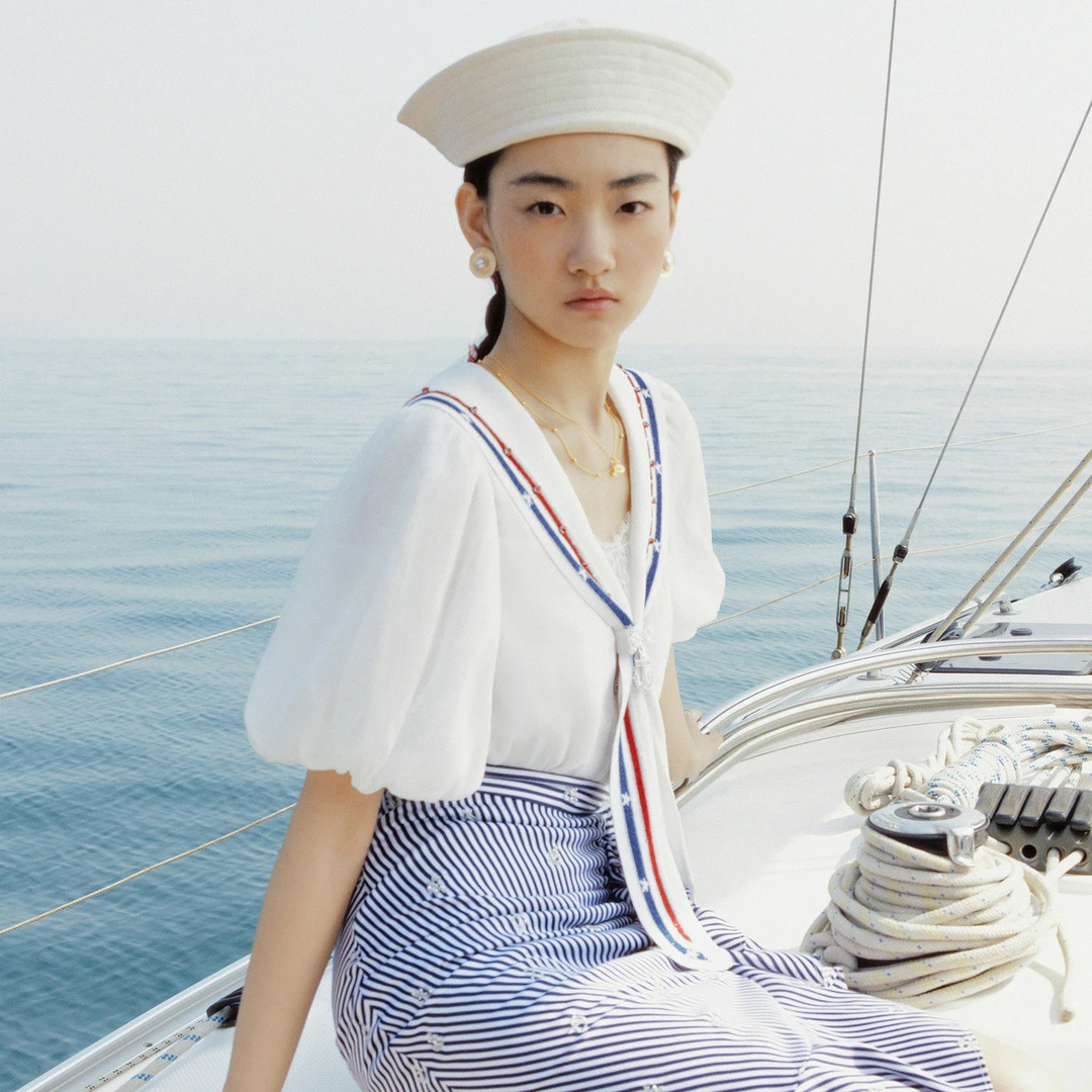 MAXRIENY公主航行赫本海军鱼尾针织夏季海军水手领上衣