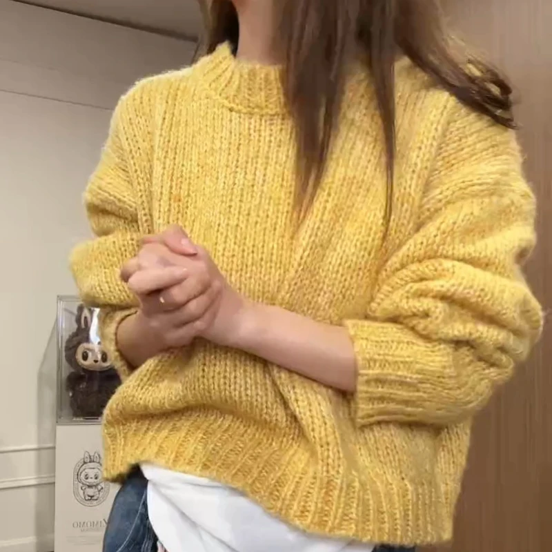 新款小众设计粗针多巴胺色系圆领毛衣LK2508338