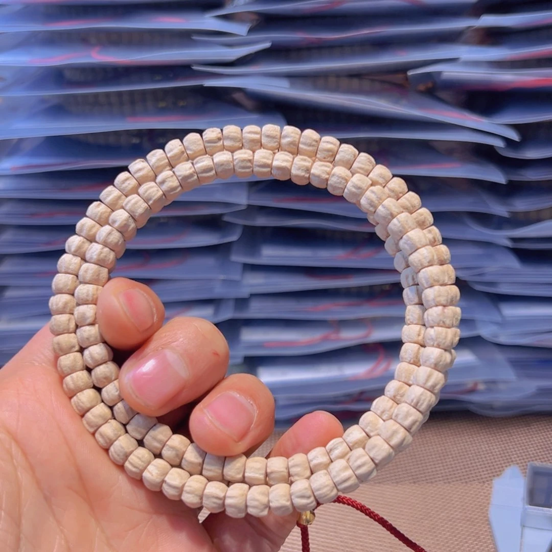 柏香籽/百香籽吊坠睡**.