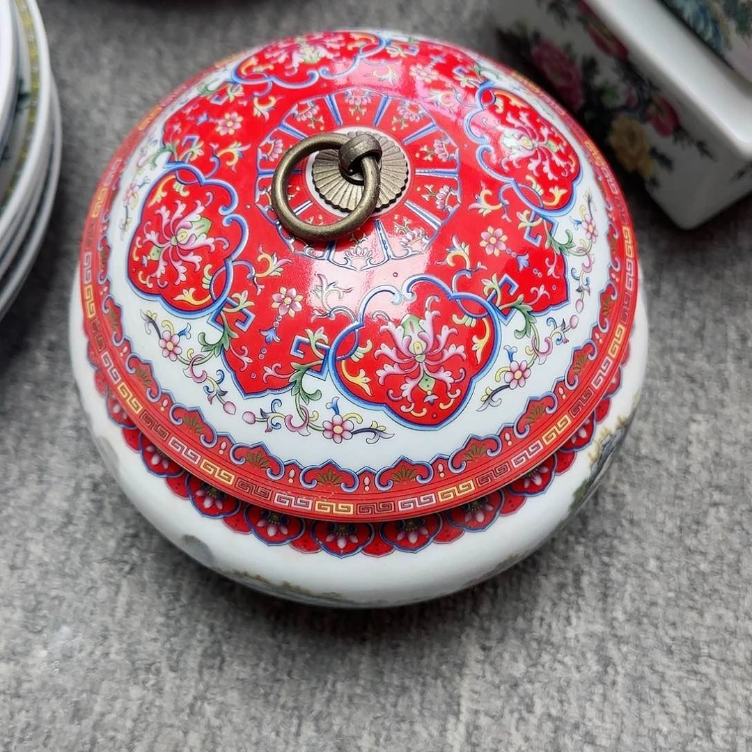 摆件用****4瓷器的工艺技术水平