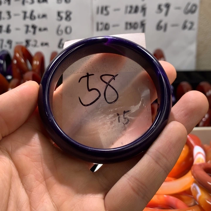 玛瑙/玉髓手镯未镶嵌