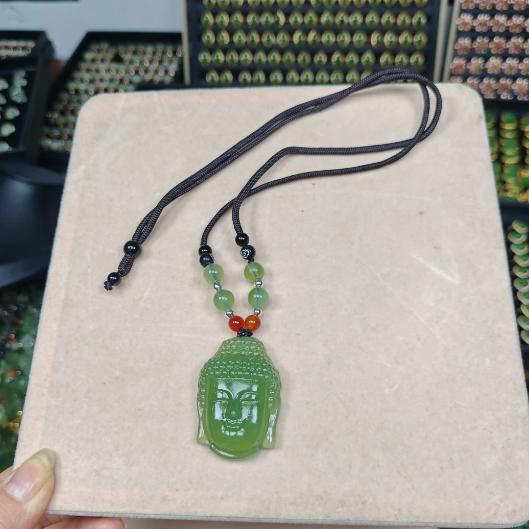岫玉上品精美180深色佛头（半珠链）