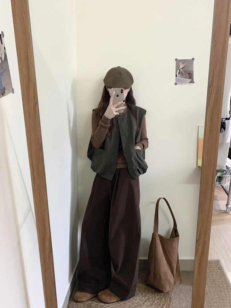 2025秋季新款日系复古穿搭无袖马甲上衣针织毛衣休闲阔腿裤三件套