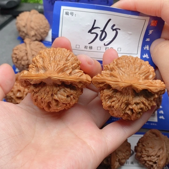 把件桃核49官帽565号牌