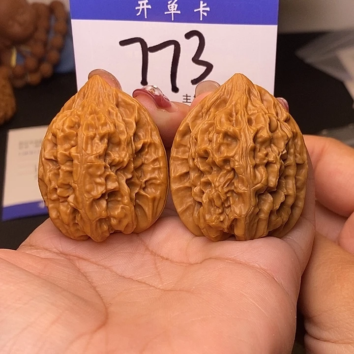 吊坠桃核老树鸡心39无刀痕s