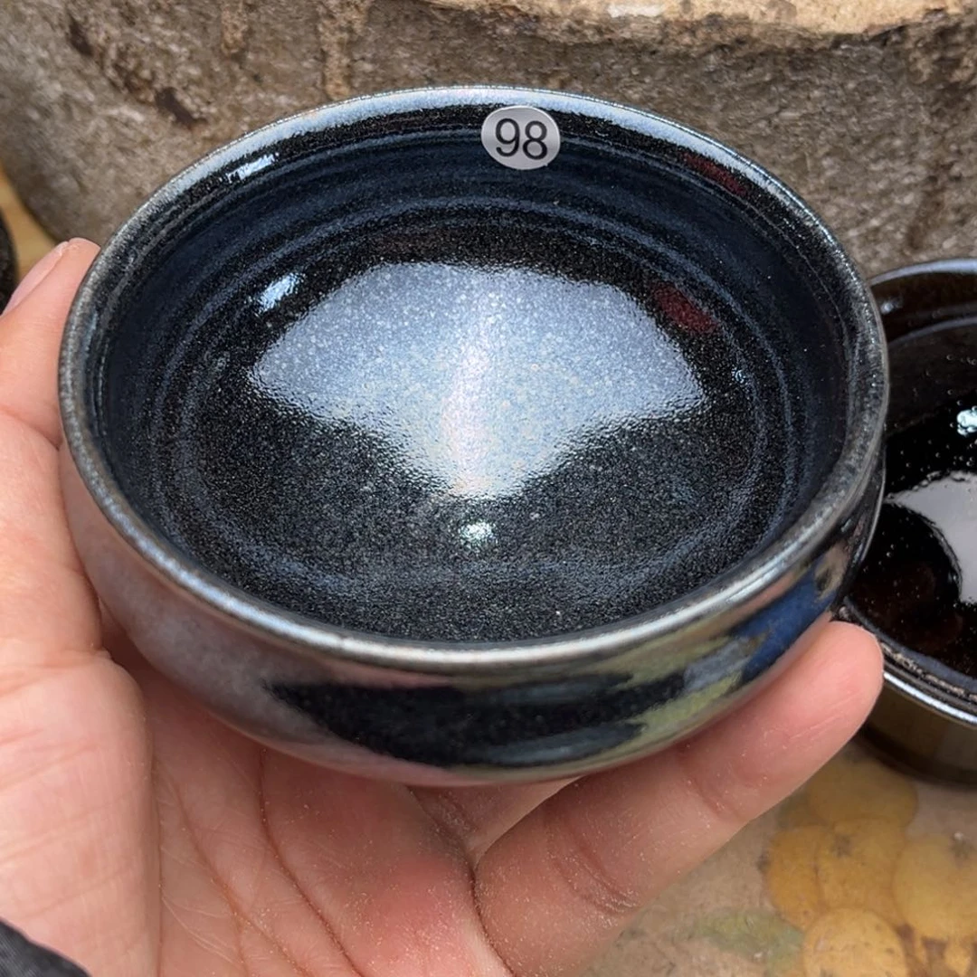 茶盏义兴龙窑坚持真柴烧