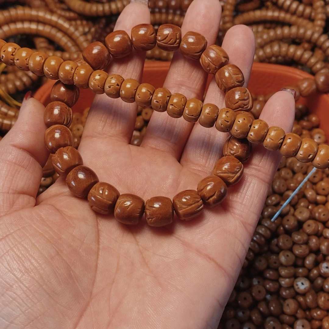 桃核手串卧***膝单圈两条