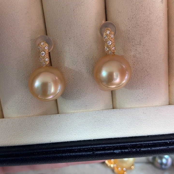 18K金镶嵌耳饰海水珍珠