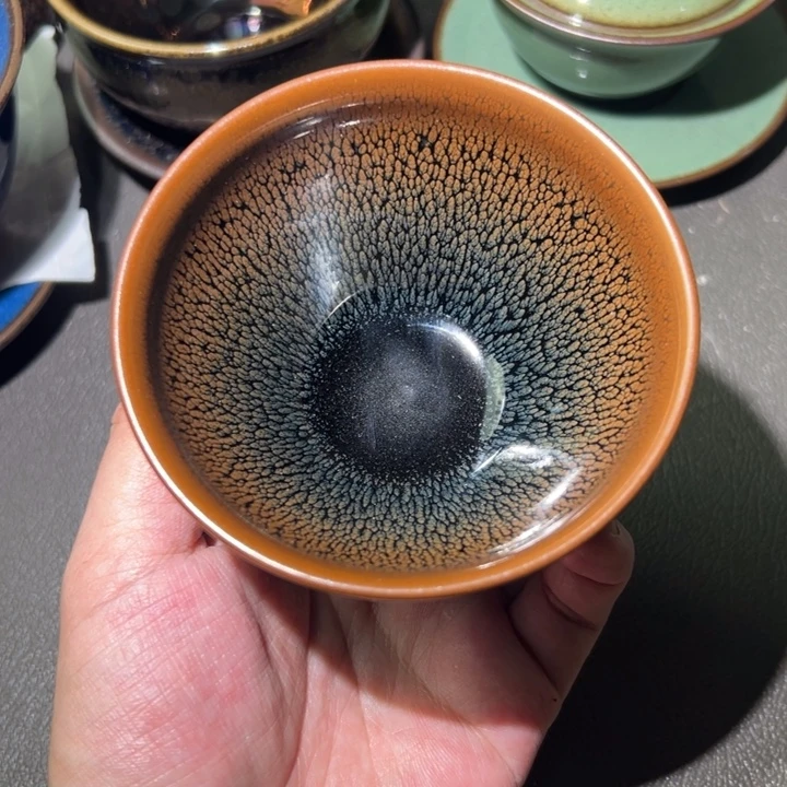 茶盏我是个有脾气没底线有