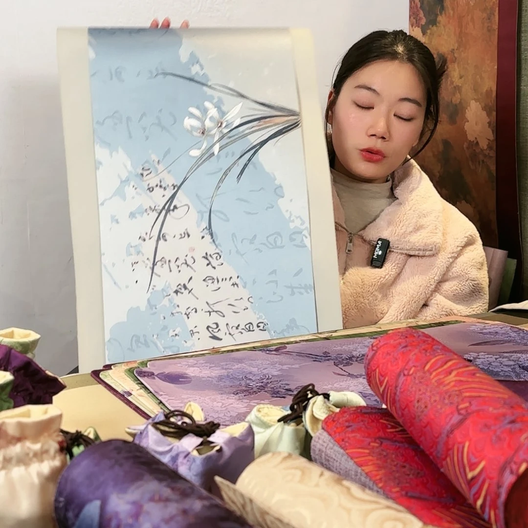 绢本两米一两米一